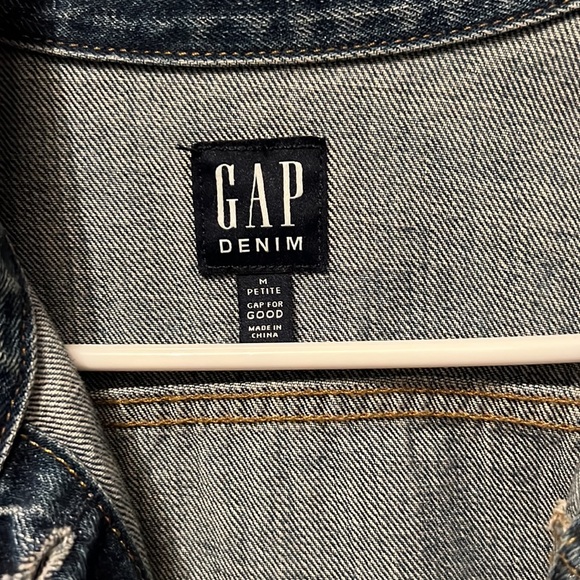 One of a Kind “Buddy the Elf” Denim Jacket - Picture 5 of 5